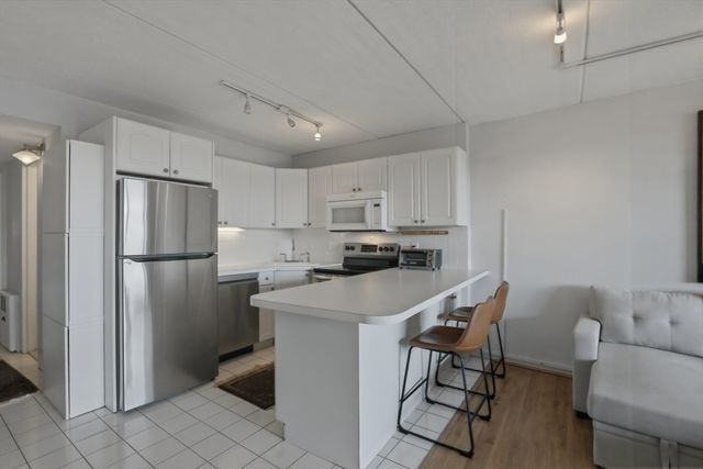 200 Swanton St 621, Winchester, MA 01890