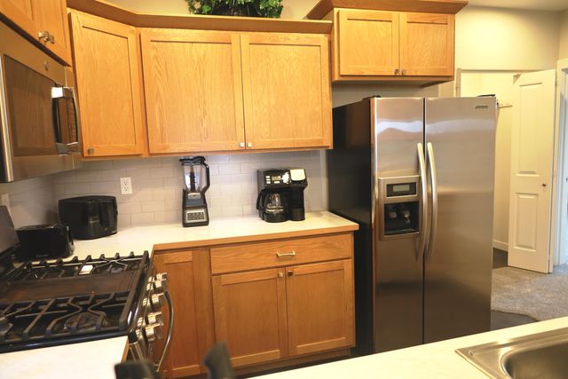 2474 NW Kingwood Avenue, Redmond, OR 97756