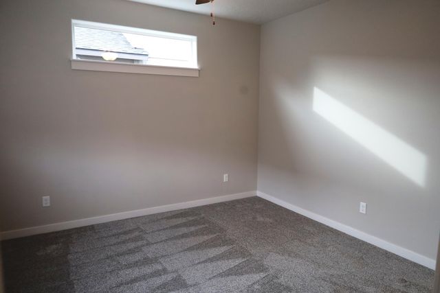 2474 NW Kingwood Avenue, Redmond, OR 97756