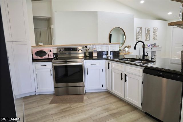 6123 Montego Bay LOOP, Fort Myers, FL 33908