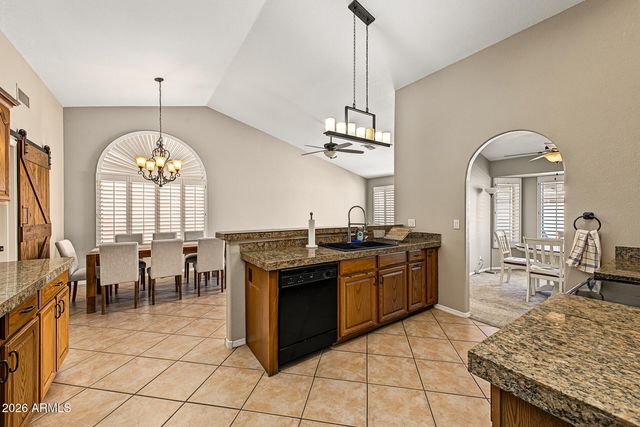 4326 E FORD Avenue, Gilbert, AZ 85234