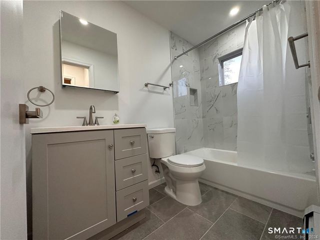 192 Peace Street 1st floor, Stratford, CT 06615