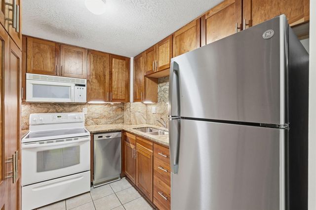 3540 South Ocean Boulevard 310, South Palm Beach, FL 33480