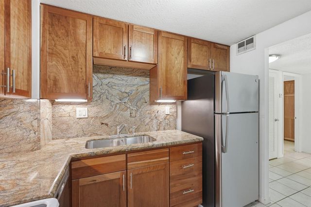 3540 South Ocean Boulevard 310, South Palm Beach, FL 33480