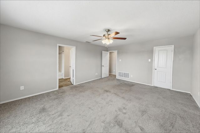 2700 Andesite Lane, Fort Worth, TX 76108