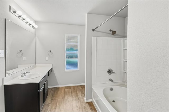 2700 Andesite Lane, Fort Worth, TX 76108