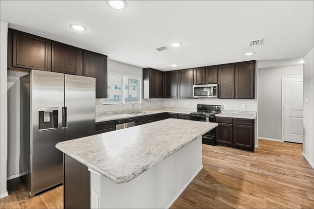 2700 Andesite Lane, Fort Worth, TX 76108