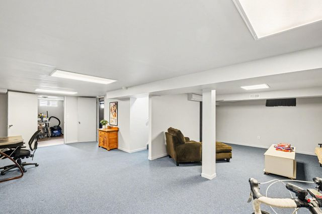 25 Gibraltar Drive Ne, Rockford City, MI 49341