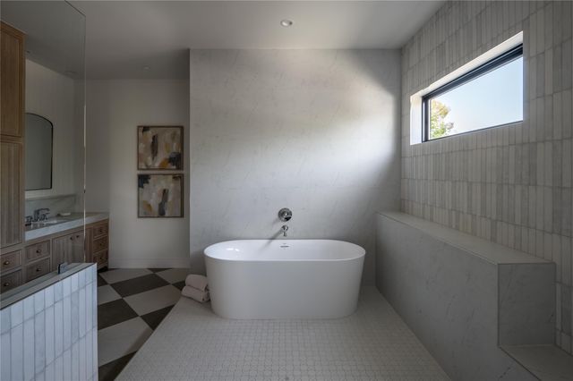 6943 Coronado Avenue, Dallas, TX 75214