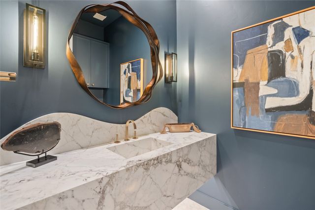 6943 Coronado Avenue, Dallas, TX 75214