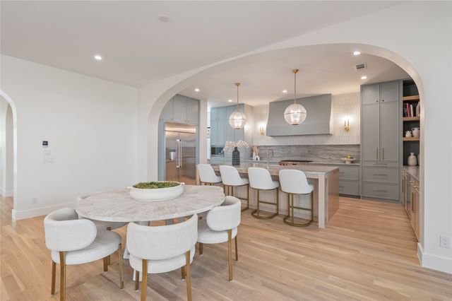 6943 Coronado Avenue, Dallas, TX 75214