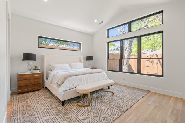 6943 Coronado Avenue, Dallas, TX 75214