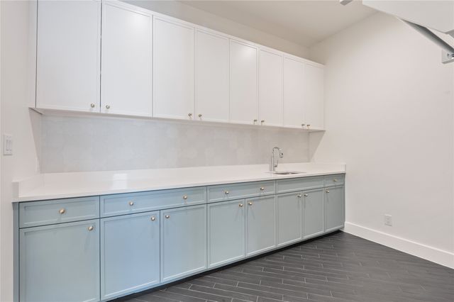 6943 Coronado Avenue, Dallas, TX 75214