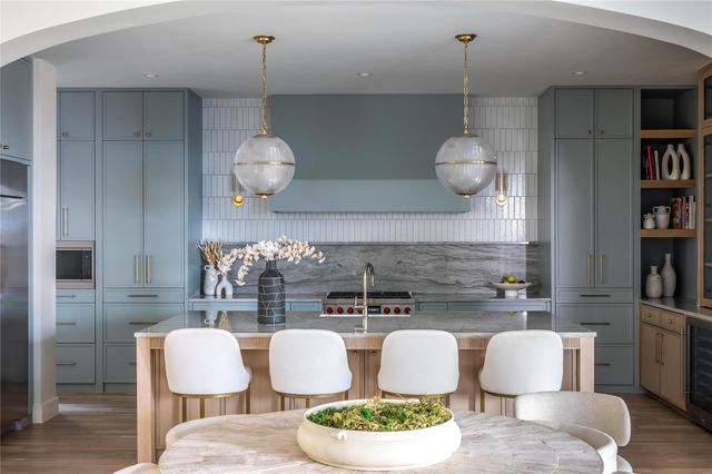 6943 Coronado Avenue, Dallas, TX 75214