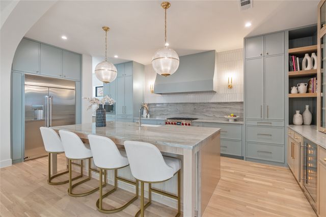 6943 Coronado Avenue, Dallas, TX 75214