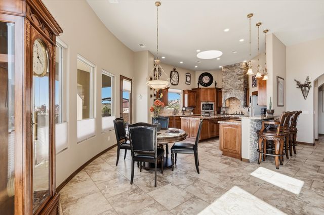 8 La Entrada, Placitas, NM 87043