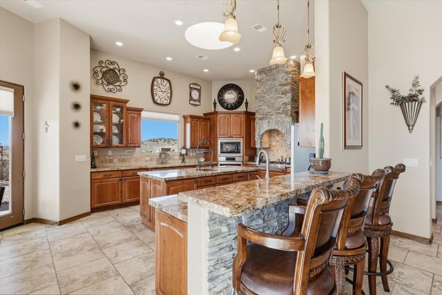 8 La Entrada, Placitas, NM 87043