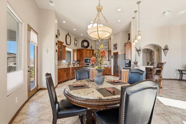 8 La Entrada, Placitas, NM 87043