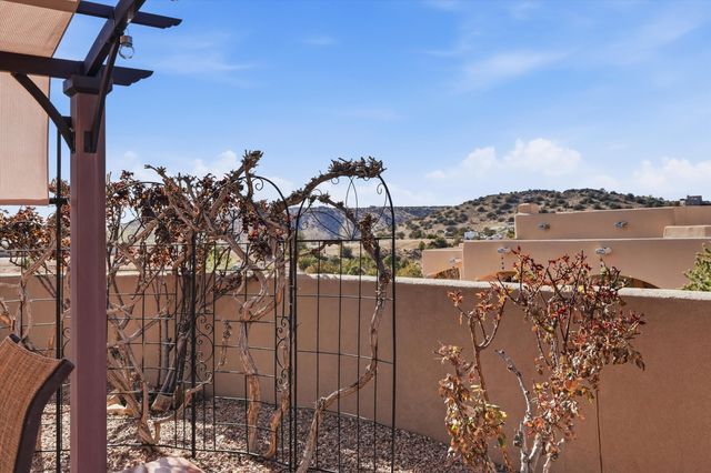 8 La Entrada, Placitas, NM 87043