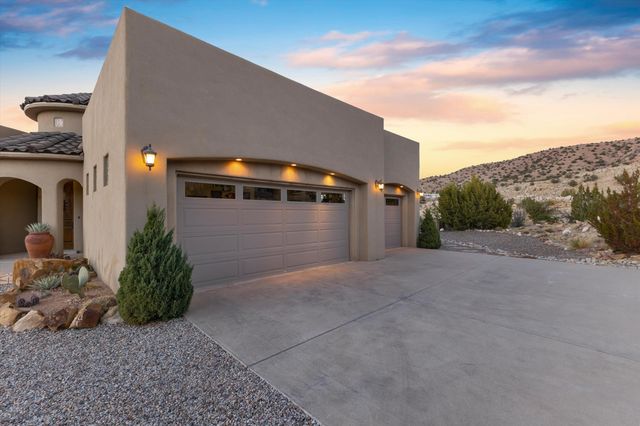 8 La Entrada, Placitas, NM 87043