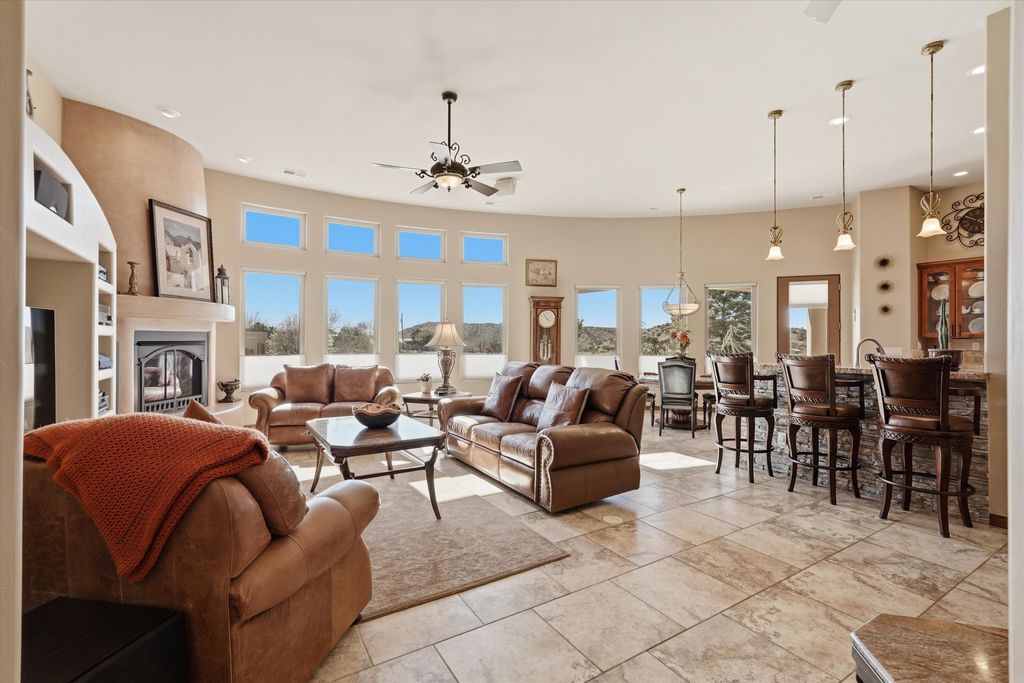 Image 9 of property listing at 8 La Entrada, Placitas, NM 87043