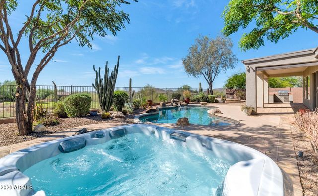 41123 N RIVER BEND Road, Phoenix, AZ 85086