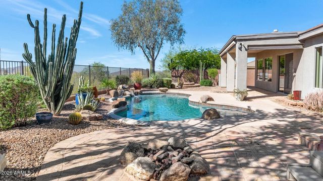 41123 N RIVER BEND Road, Phoenix, AZ 85086