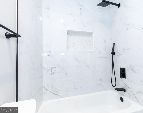 1321 SHEPHERD ST NW, Washington, DC 20011