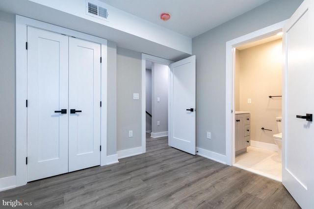 1321 SHEPHERD ST NW, Washington, DC 20011