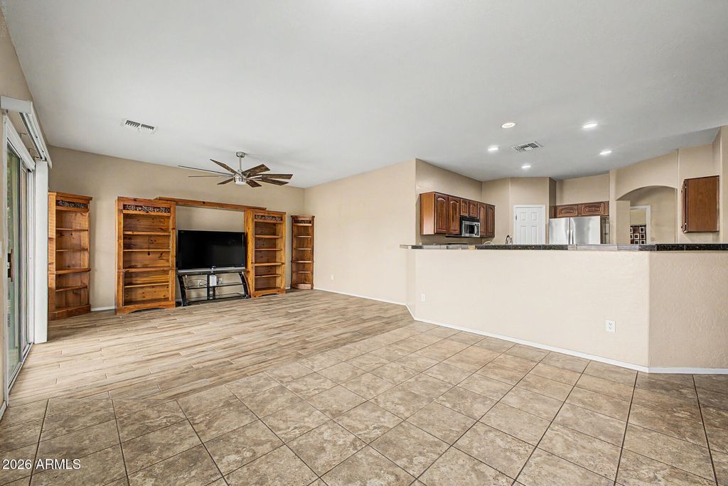 31457 N CANDLEWOOD Drive, San Tan Valley, AZ 85143 — photo 5