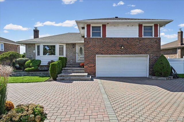 698 Edgewood Drive, Westbury, NY 11590