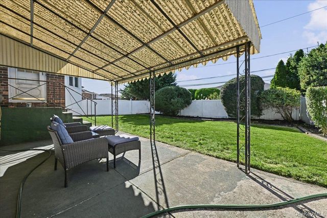 698 Edgewood Drive, Westbury, NY 11590