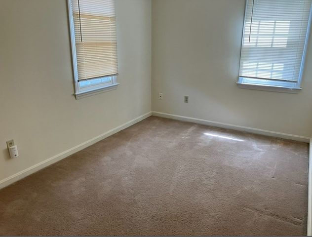 61 Kondazian St. 61, Watertown, MA 02372