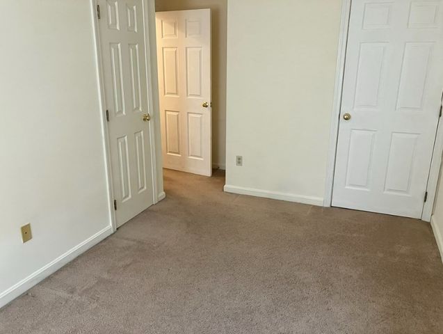 61 Kondazian St. 61, Watertown, MA 02372