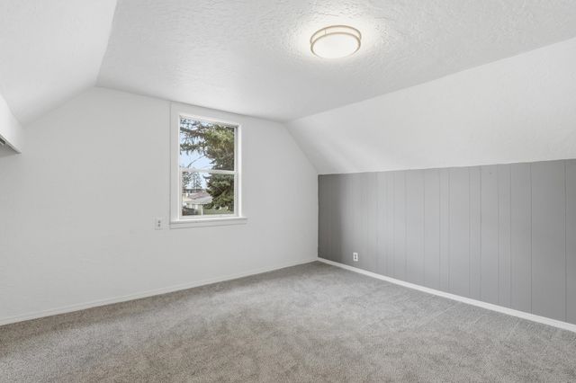 6423 N Washington St, Spokane, WA 99208