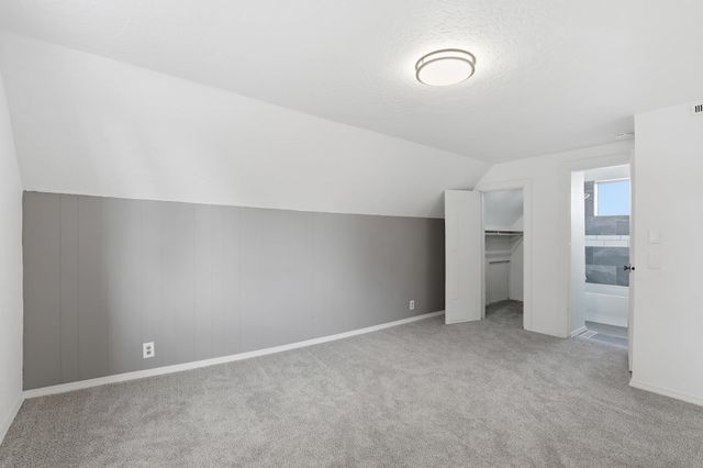 6423 N Washington St, Spokane, WA 99208