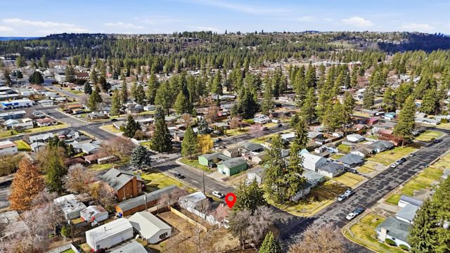 6423 N Washington St, Spokane, WA 99208