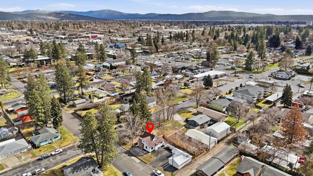 6423 N Washington St, Spokane, WA 99208