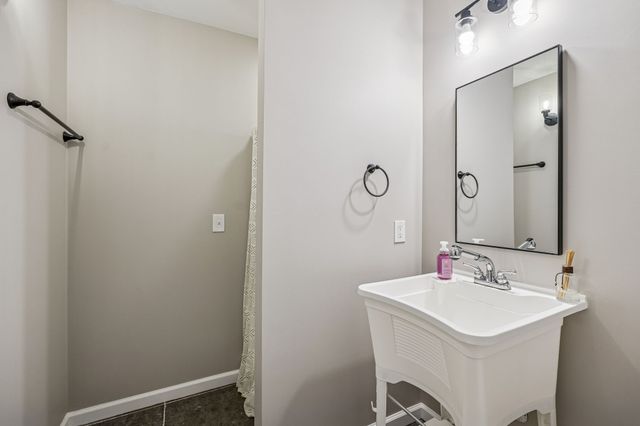 3840 E Compton Rd, Murfreesboro, TN 37130