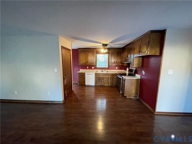 2118 Dolin St, Hopewell, VA 23860