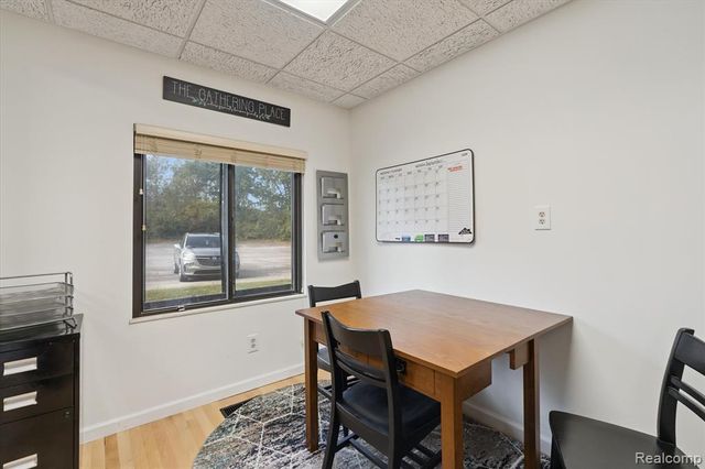 1117 Villa Linde Court, Flint, MI 48532