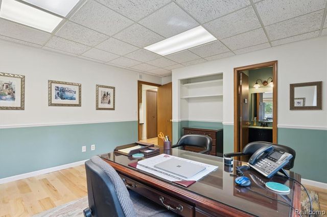 1117 Villa Linde Court, Flint, MI 48532