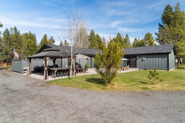 55670 Big River Drive, Bend, OR 97707
