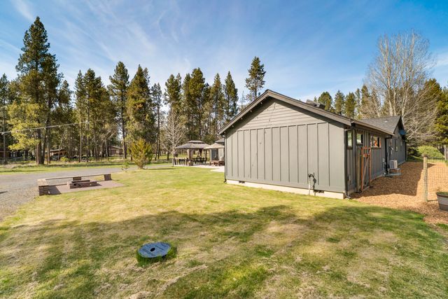 55670 Big River Drive, Bend, OR 97707