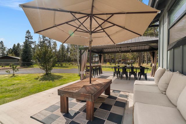 55670 Big River Drive, Bend, OR 97707