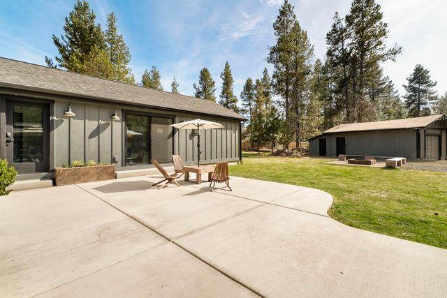55670 Big River Drive, Bend, OR 97707