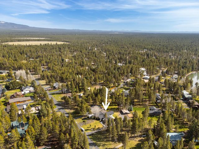 55670 Big River Drive, Bend, OR 97707