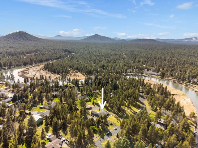 55670 Big River Drive, Bend, OR 97707