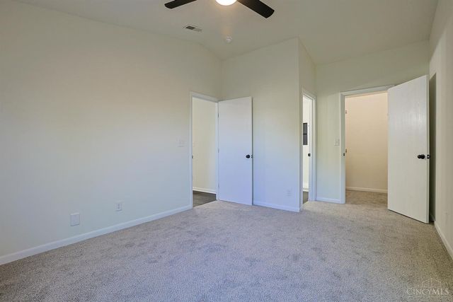 1544 W Galbraith Road, North College Hill, OH 45231