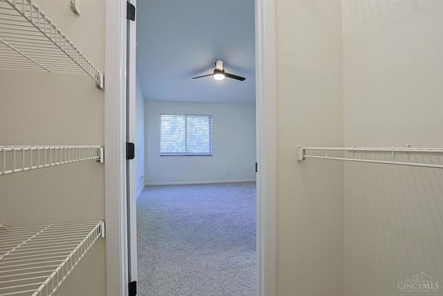 1544 W Galbraith Road, North College Hill, OH 45231